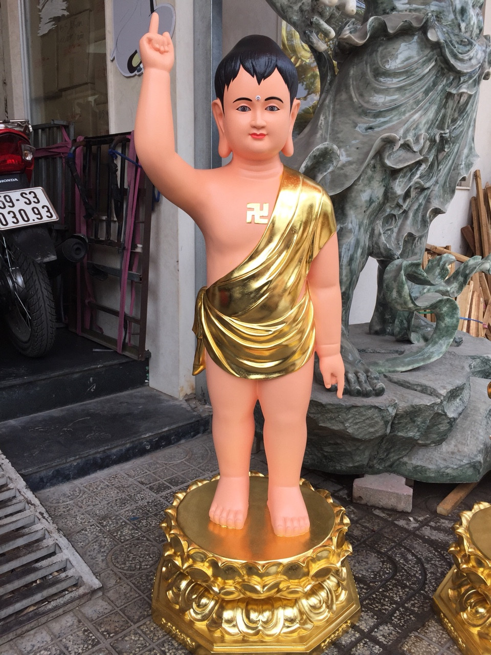 Tượng Phật Đản Sanh 1M20 – Cơ Sở Điêu Khắc Tượng Phật Thanh Phong